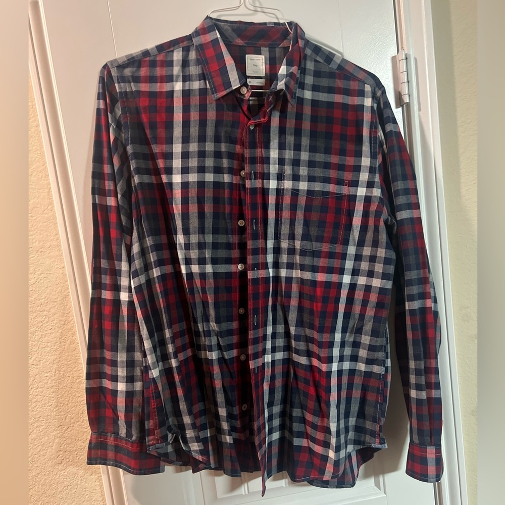 Gap casual button down shirt